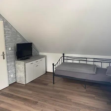 Wohnsol Und Gaestezimmer Apartment