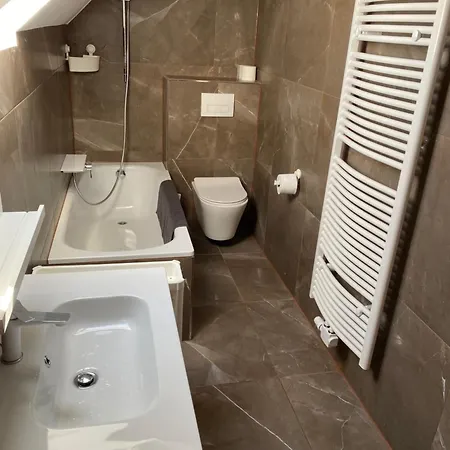 Apartment Wohnsol Und Gaestezimmer