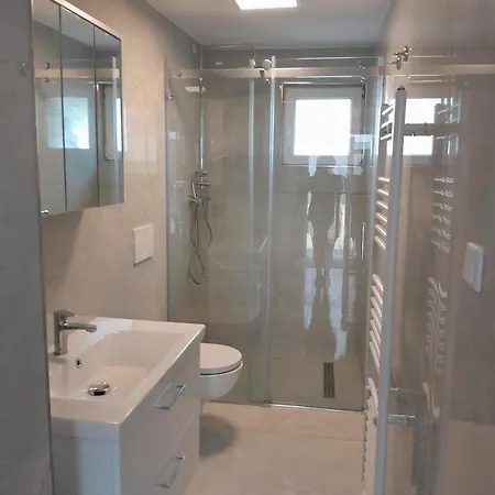Wohnsol Und Gaestezimmer Apartment Herne